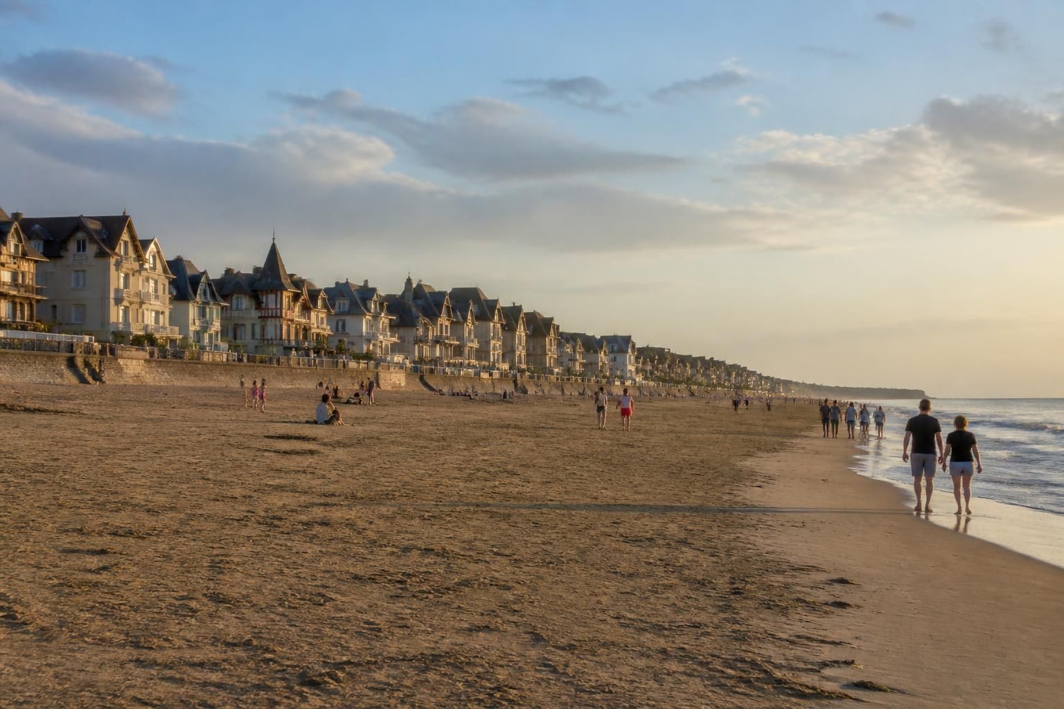 découvrez les meilleures plages en normandie pour profiter du littoral selon vos envies : détente, activités nautiques ou balades en famille.